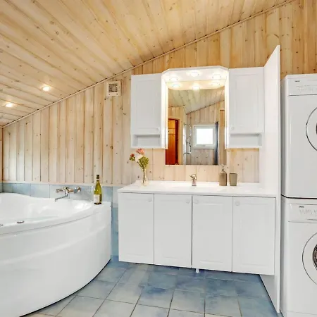 Holiday home Arkil - 300m From The Sea In Nw Jutland By Interhome Hjorring