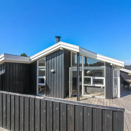Arkil - 300m From The Sea By Interhome *